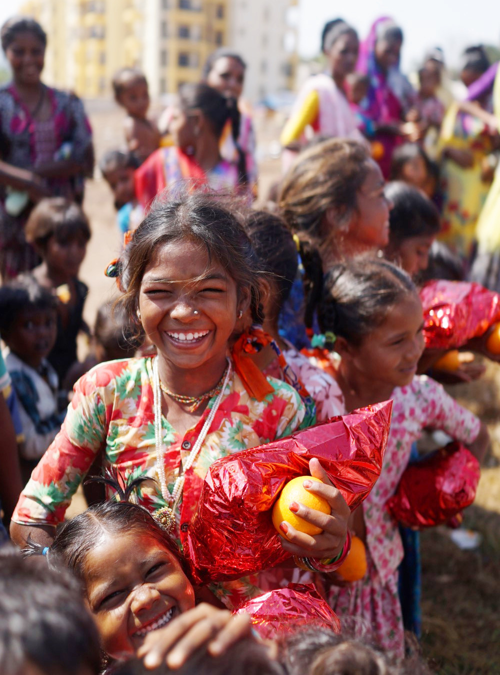 Hygiene packs and fresh fruit handouts — Picture by Goa Outreach